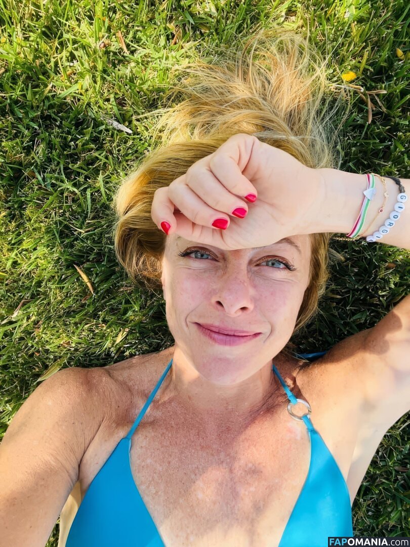 Giorgia Meloni / Italian Prime Minister 🇮🇹 / giorgiameloni ヌード OnlyFans  流出写真 #1