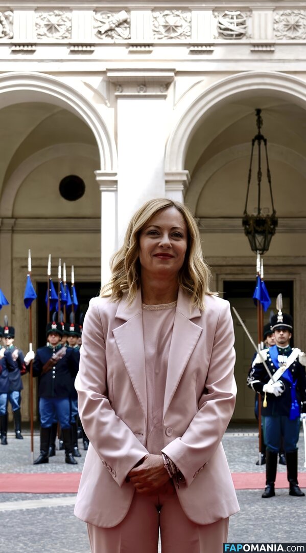 Giorgia Meloni / Italian Prime Minister 🇮🇹 / giorgiameloni ヌード OnlyFans  流出写真 #2