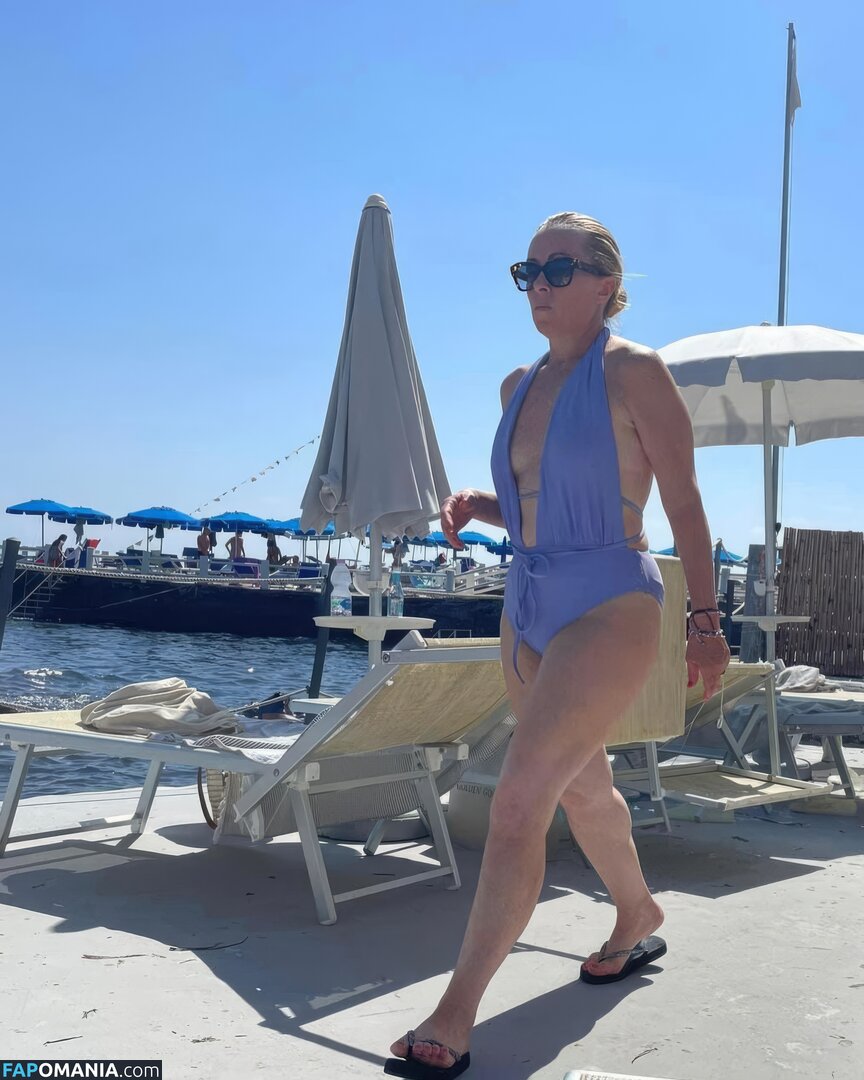 Giorgia Meloni / Italian Prime Minister 🇮🇹 / giorgiameloni ヌード OnlyFans  流出写真 #3
