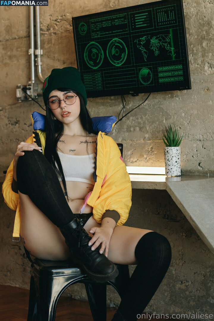 Girls In Combat And Platform Boots ヌード OnlyFans  流出写真 #39