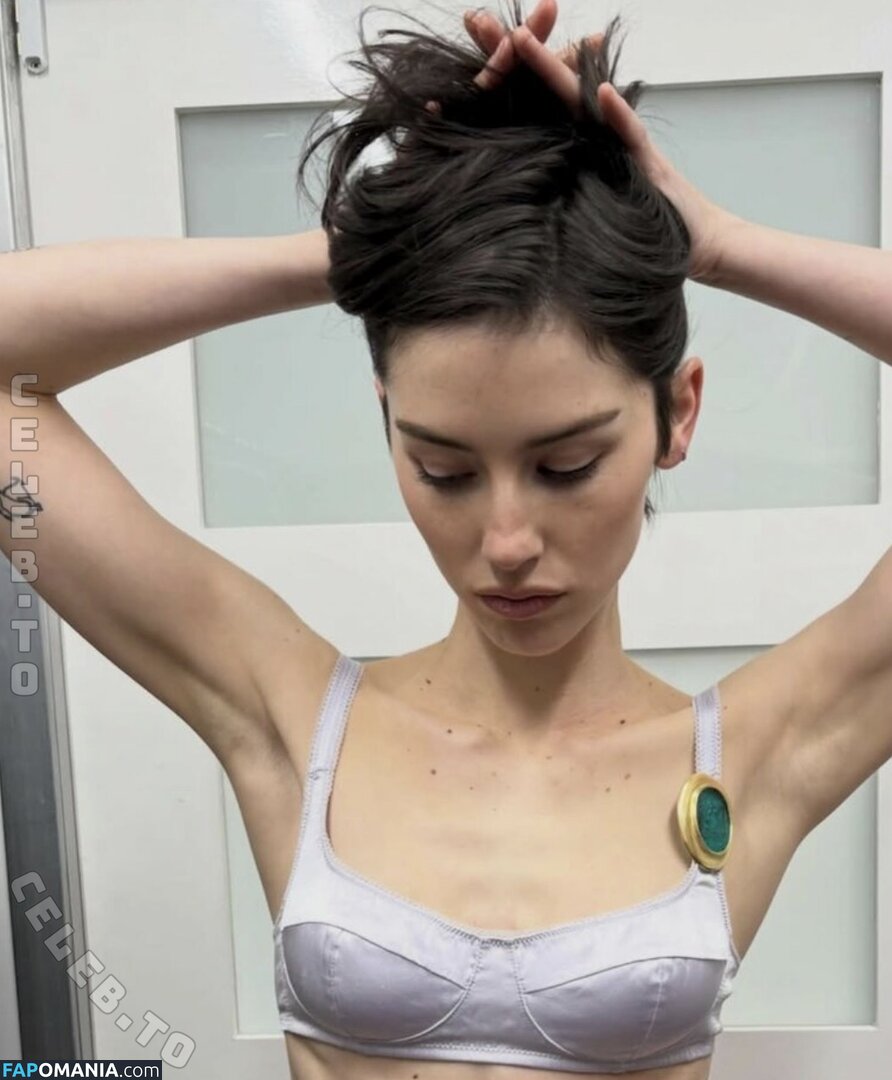 Gracie Abrams / gracieabrams / https: / tehegracietehe ヌード OnlyFans  流出写真 #453
