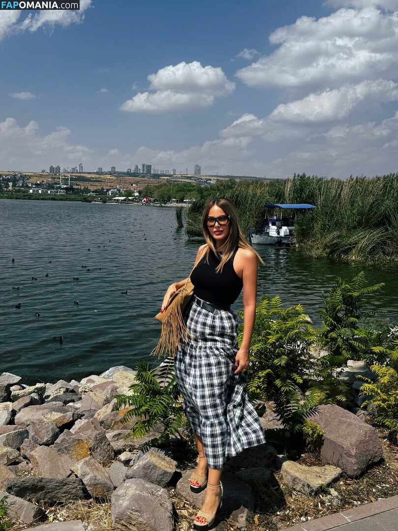 Hande Sarıoğlu / hndsar ヌード OnlyFans  流出写真 #3