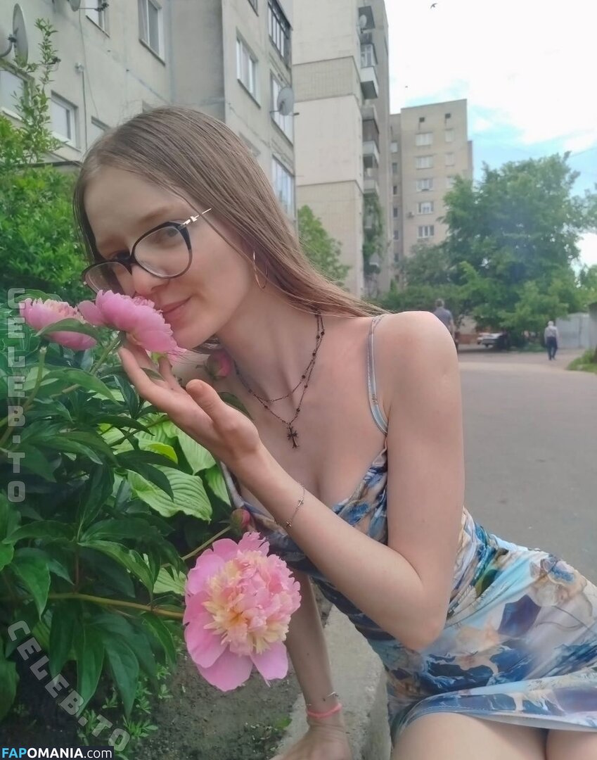 elen.meln / helen_meln777 / melena17_ElenMeln ヌード OnlyFans  流出写真 #5