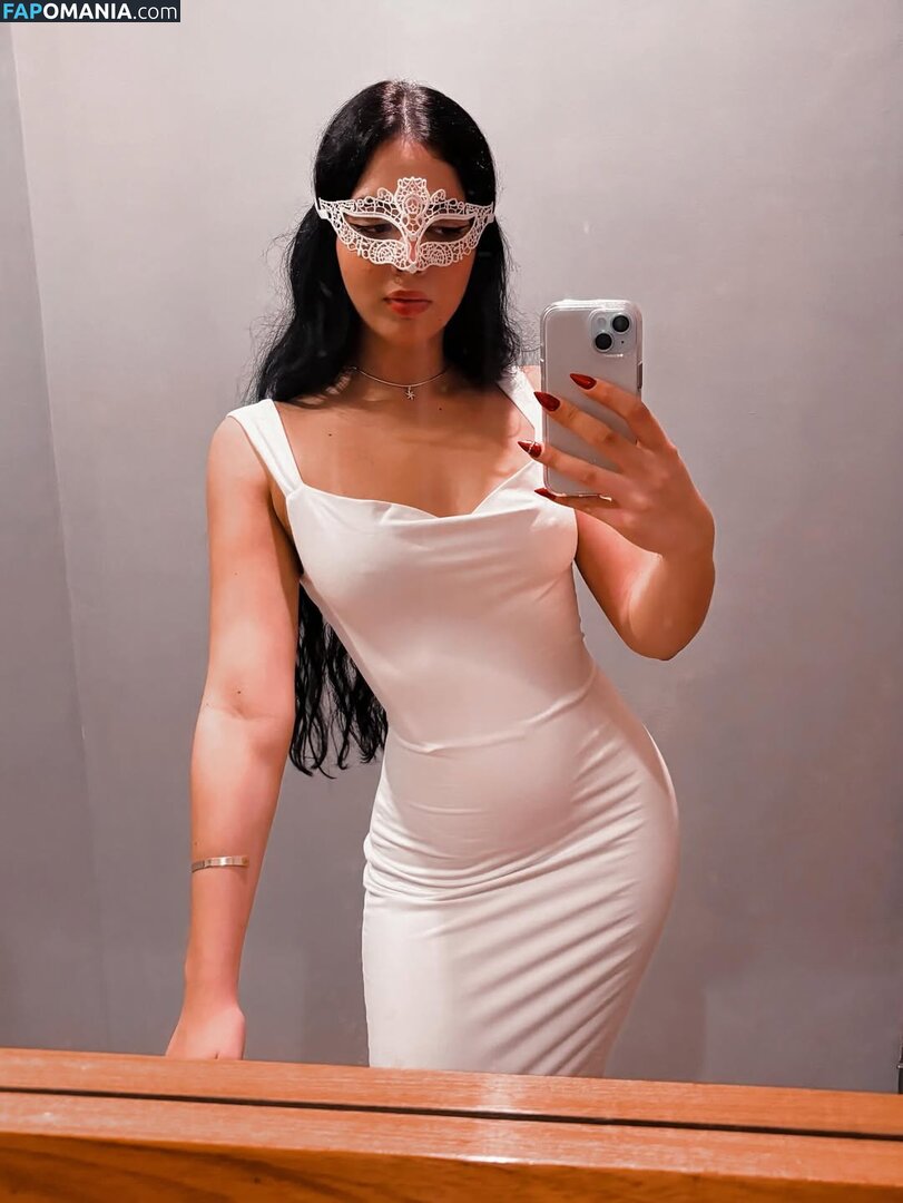 Hellen Eliane / dreamg1r1 / hellen_eliane ヌード OnlyFans  流出写真 #1