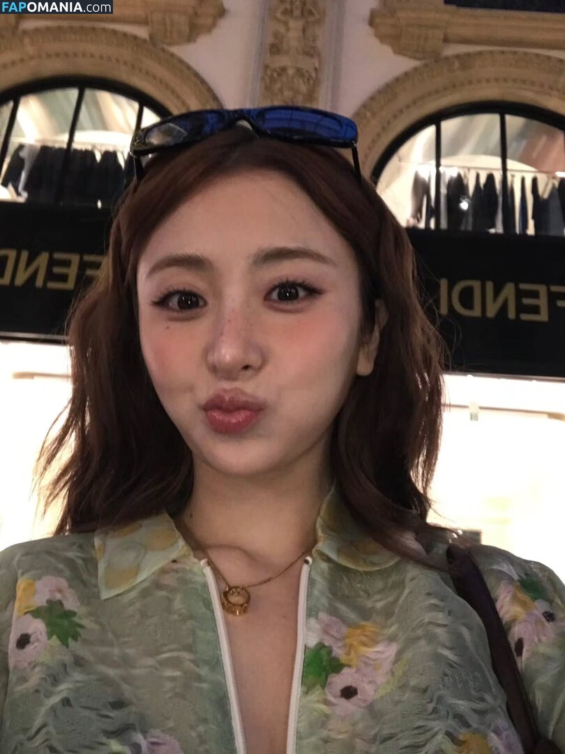 Huh Yunjin 허윤진 / LESSERAFIM / yunjin_lesserafims ヌード OnlyFans  流出写真 #31