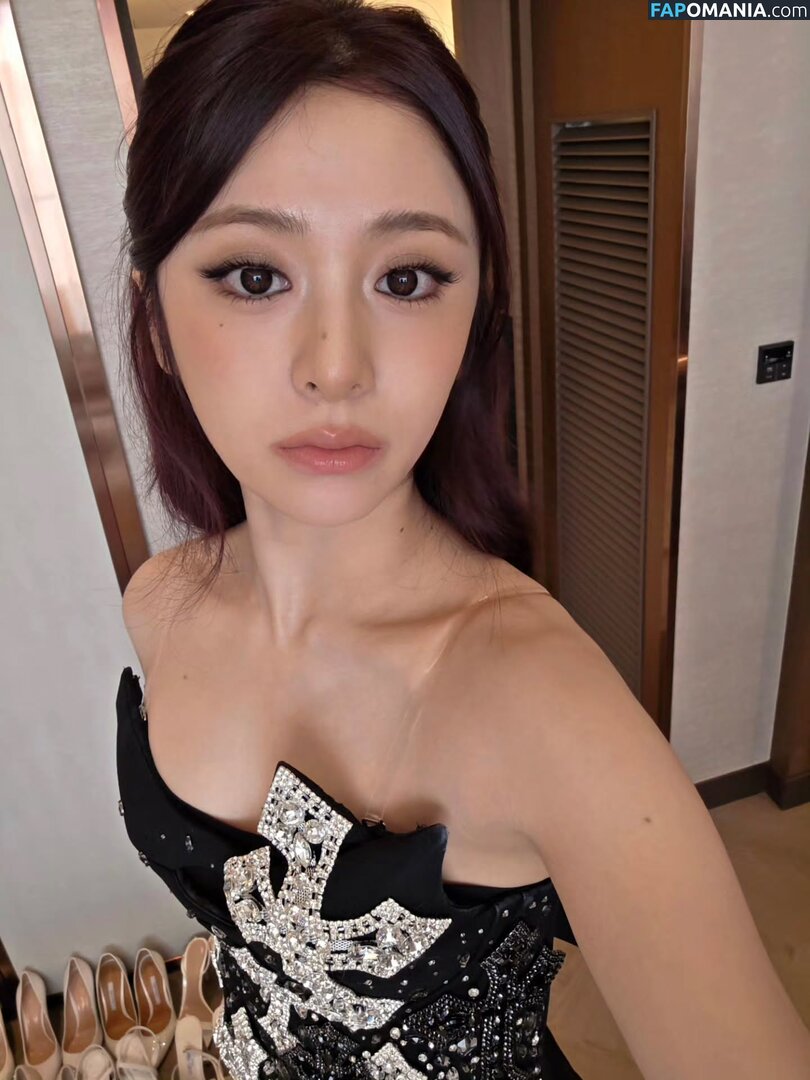 Huh Yunjin 허윤진 / LESSERAFIM / yunjin_lesserafims ヌード OnlyFans  流出写真 #36