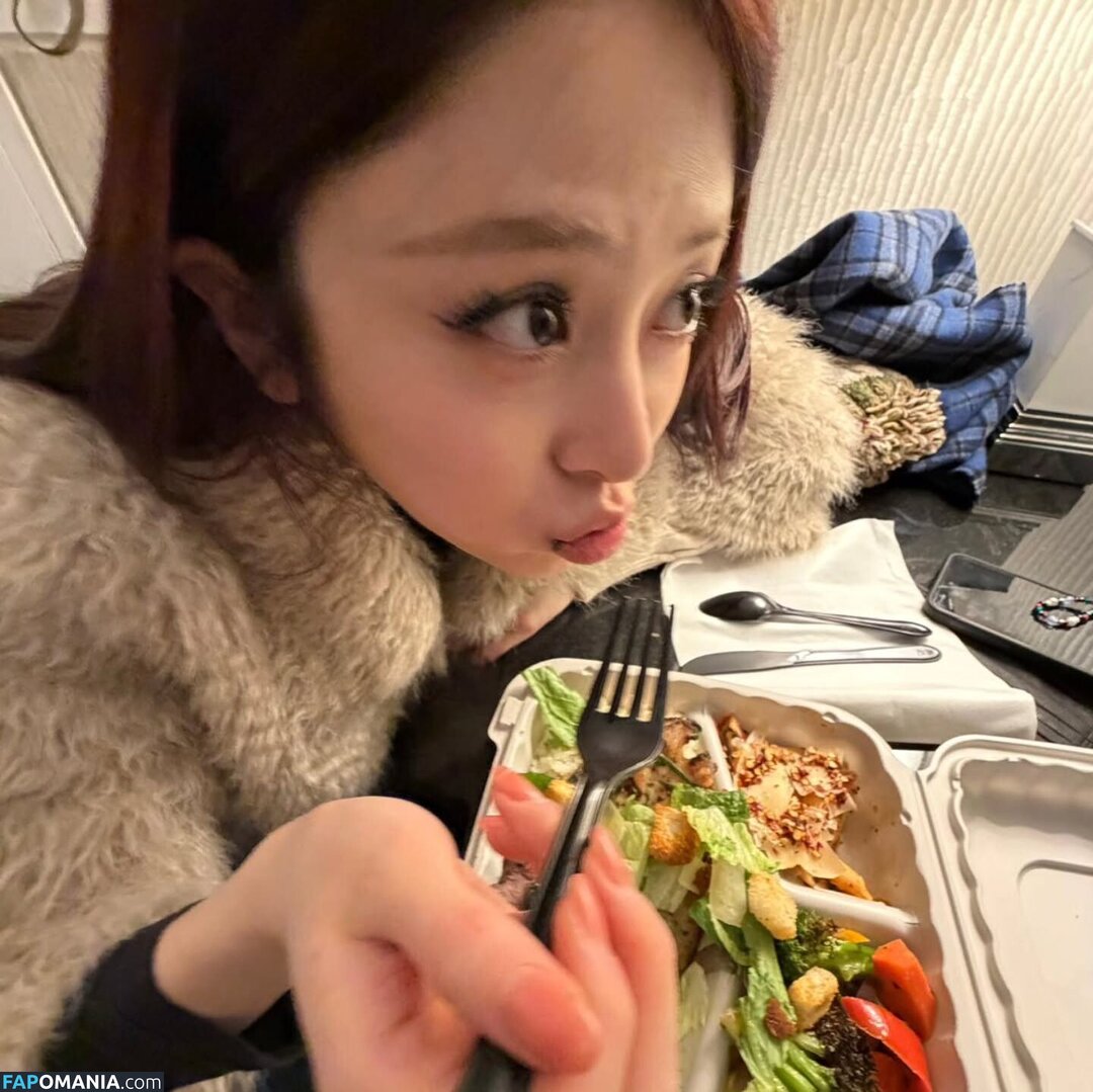 Huh Yunjin 허윤진 / LESSERAFIM / yunjin_lesserafims ヌード OnlyFans  流出写真 #49
