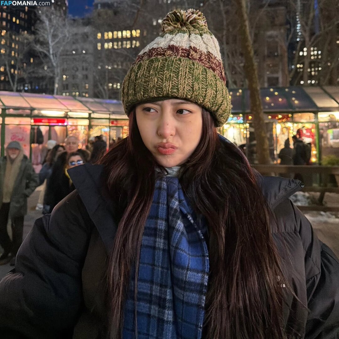 Huh Yunjin 허윤진 / LESSERAFIM / yunjin_lesserafims ヌード OnlyFans  流出写真 #51