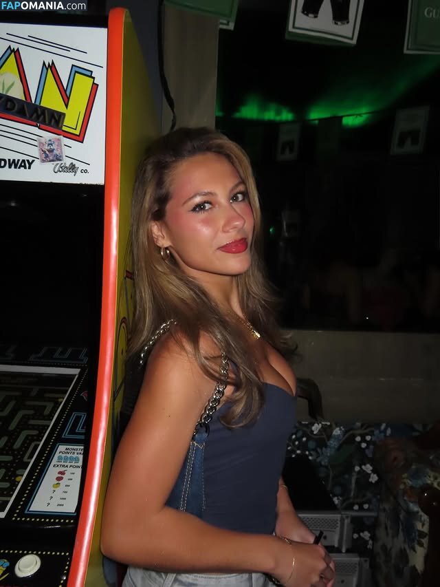 Alana / Lala / alanaluvxxx / iam.la.la / la.something ヌード OnlyFans  流出写真 #3