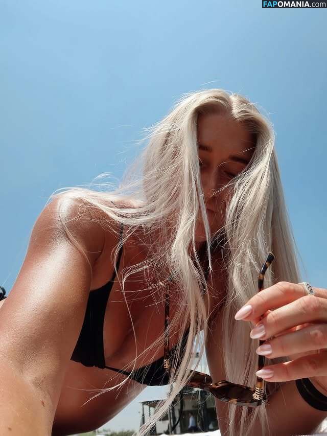 idakkarstoft / İda Kathrine Karstoft ヌード OnlyFans  流出写真 #1