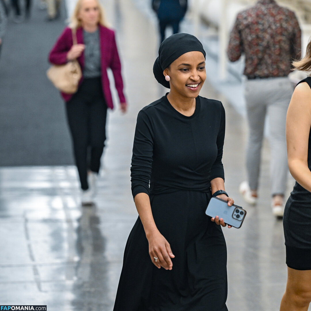 Ilhan Omar ヌード OnlyFans  流出写真 #4
