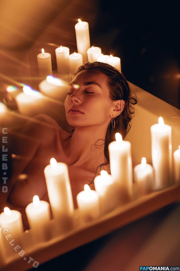 Irina Lozovaya / aireenel_ / aireenel_2 / https: / ireenel_ ヌード OnlyFans  流出写真 #1