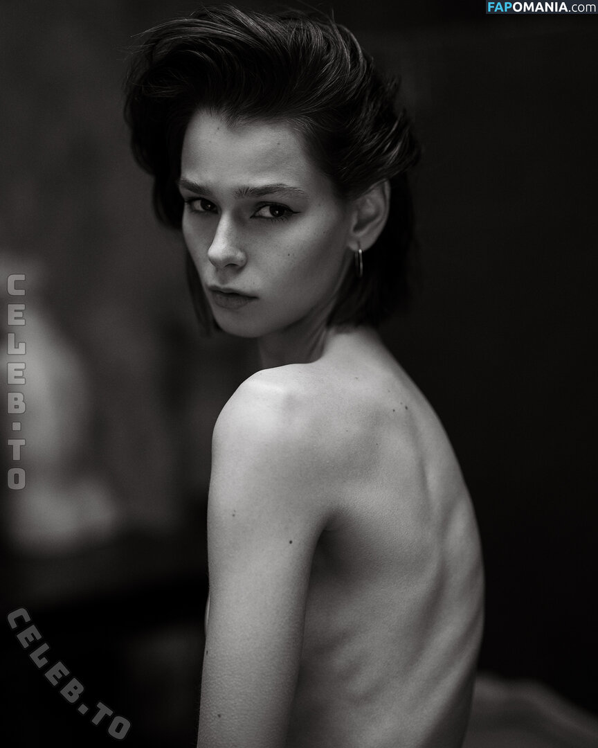 AmberQ / Irina Telicheva / Tasha / https: / irina_tlch ヌード OnlyFans  流出写真 #285