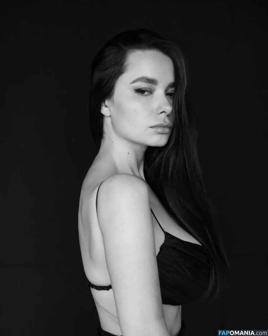 Irina Verina / irinassolo ヌード OnlyFans  流出写真 #3