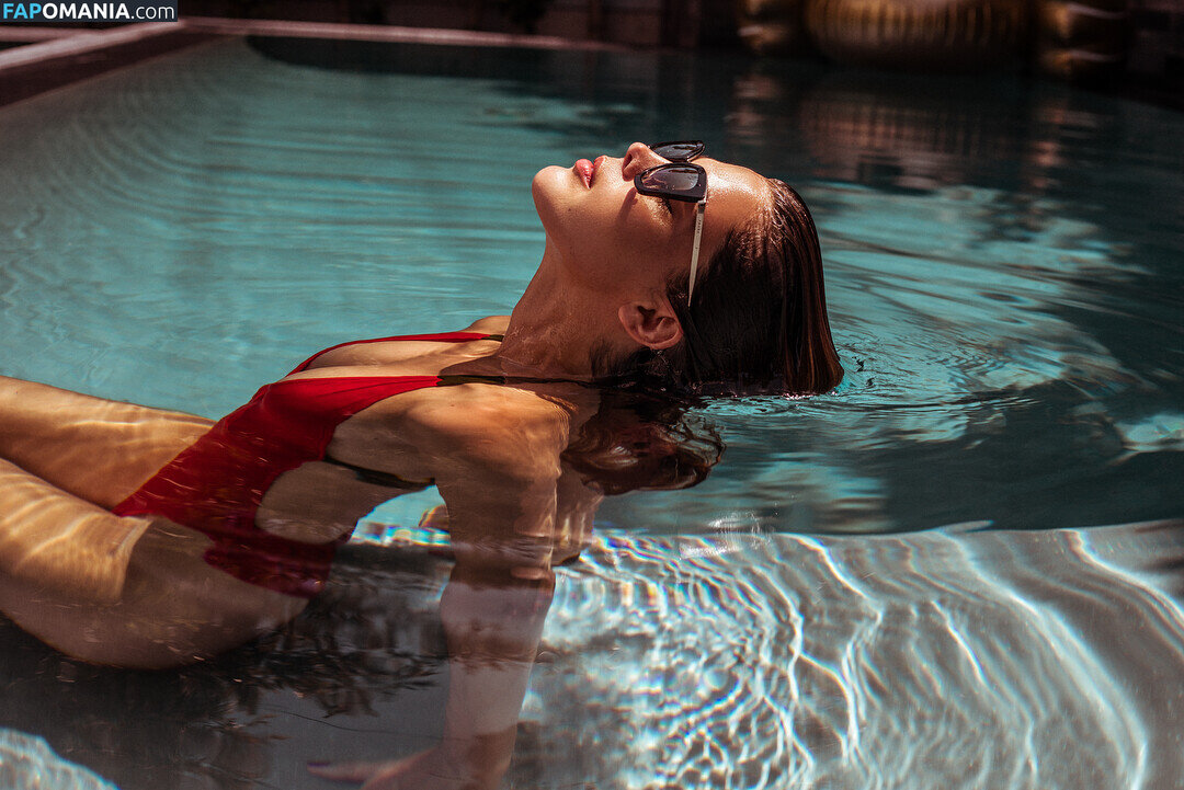Iris Mittenaere / irismittenaere / summerxiris ヌード OnlyFans  流出写真 #38