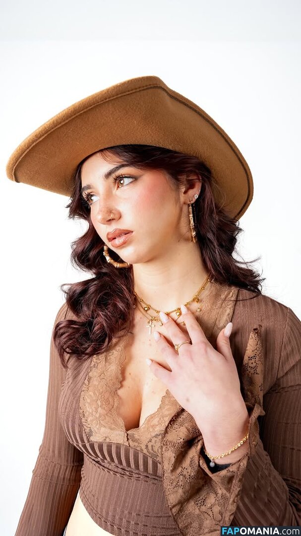 Iris Vallaranii / iris.vallaranii ヌード OnlyFans  流出写真 #2