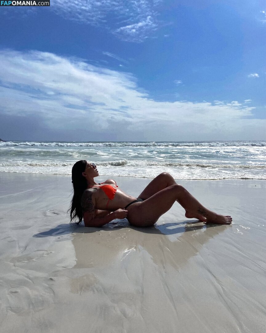 Isa Luvizotto / Isaluvizotto / https: / isa_gomesss_ / isabellaluvizotto_ ヌード OnlyFans  流出写真 #9