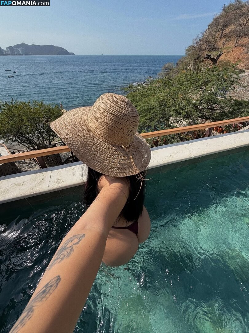 Isabella Tobar / https: / isabellatobaar / isatobaar ヌード OnlyFans  流出写真 #3