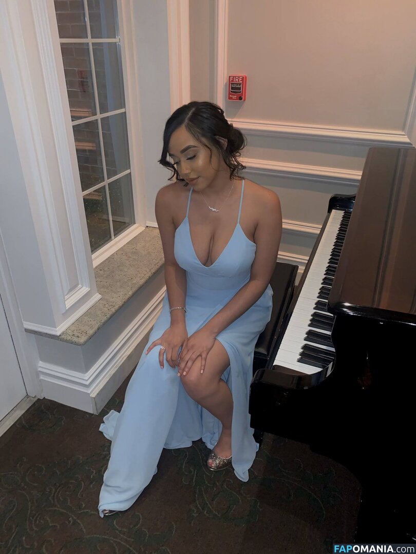 itsqueennovaa ヌード OnlyFans  流出写真 #2