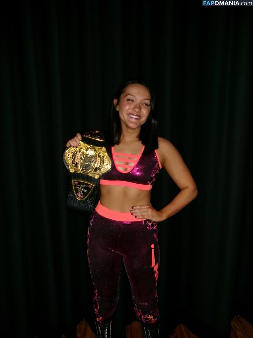 ItsIzzyMania / Izzy Moreno / WWYTWrestling ヌード OnlyFans  流出写真 #20