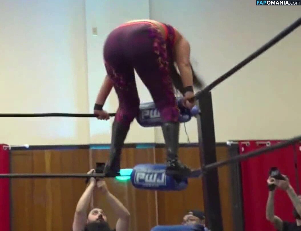 ItsIzzyMania / Izzy Moreno / WWYTWrestling ヌード OnlyFans  流出写真 #57