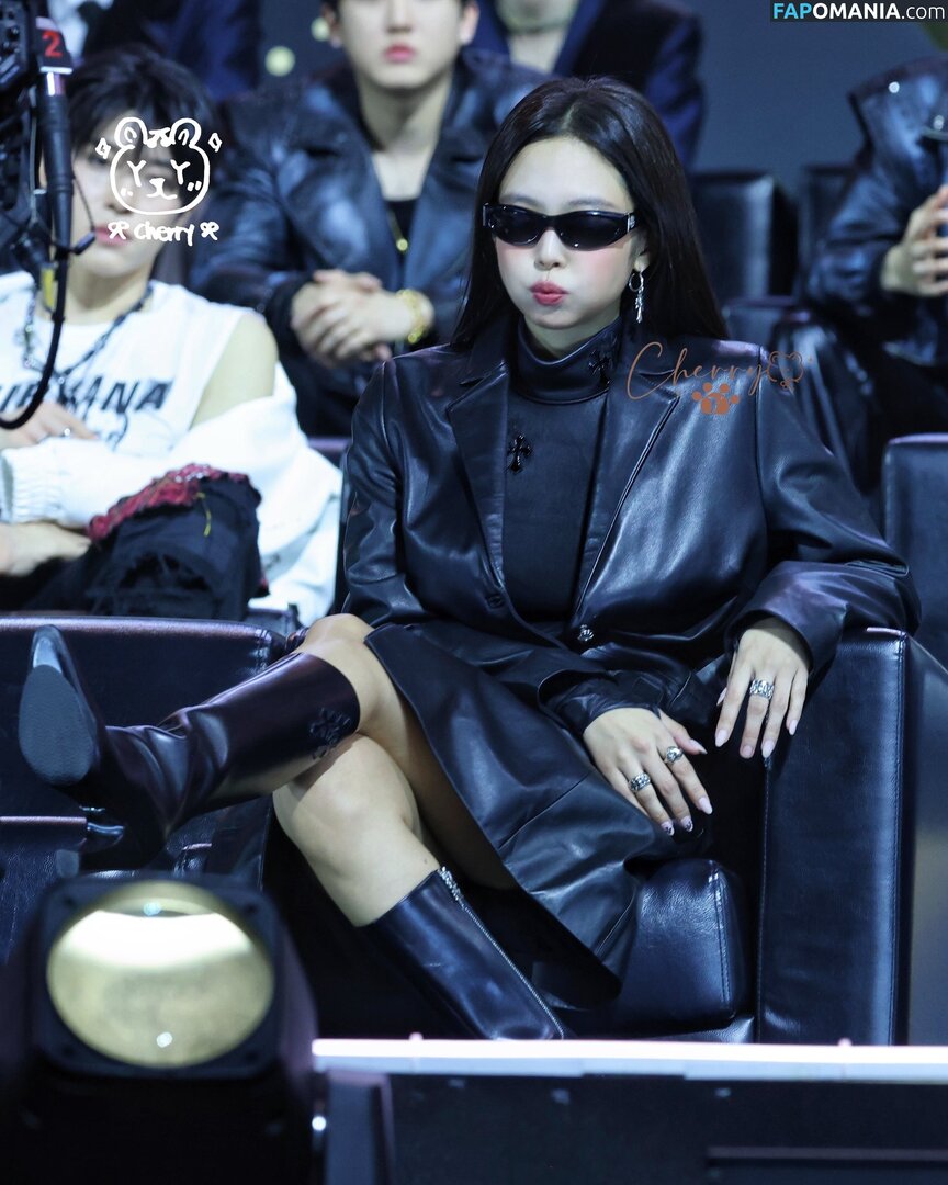 Blackpink / Jennie | BLΛƆKPIИK / jennierubyjane / sheflieshigh ヌード OnlyFans  流出写真 #478