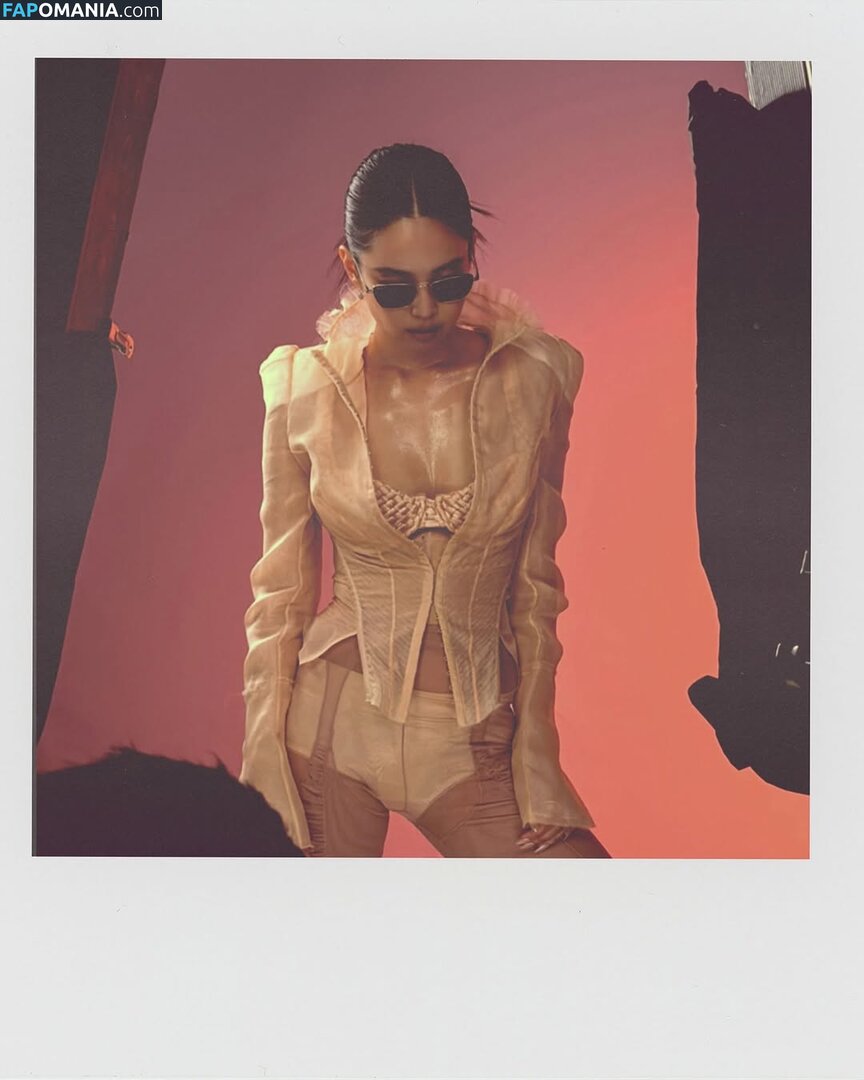 Blackpink / Jennie | BLΛƆKPIИK / jennierubyjane / sheflieshigh ヌード OnlyFans  流出写真 #513
