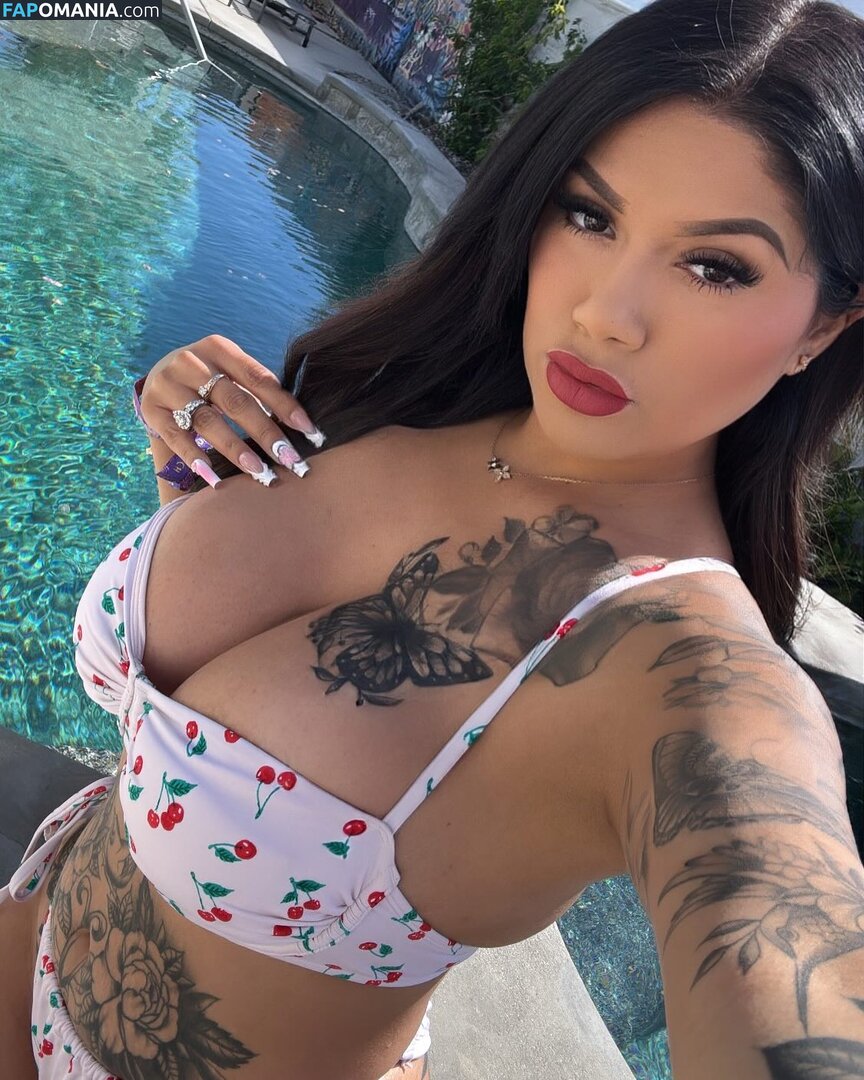 Jessica Elliott / Jessica Estrada / https: / jesslilyelliott / pinky_von_tease / pinkyvont ヌード OnlyFans  流出写真 #2
