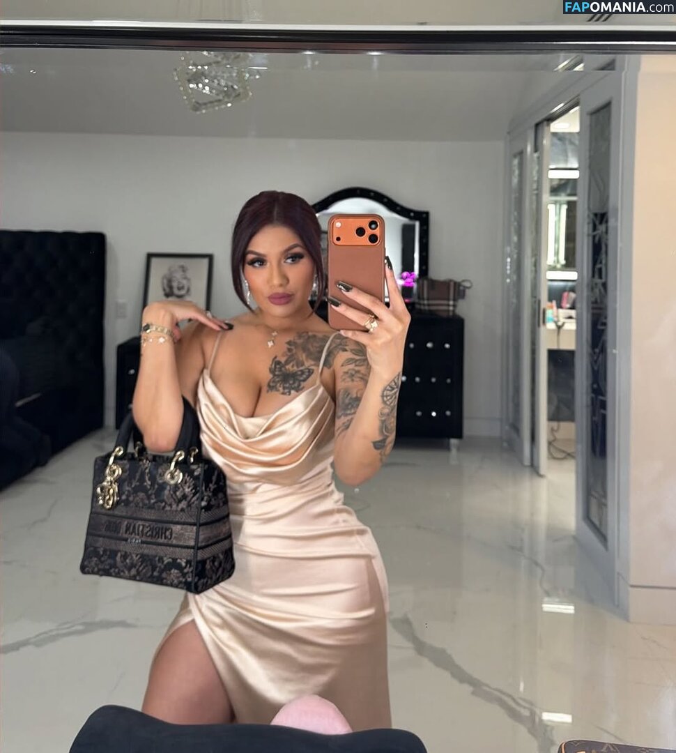 Jessica Elliott / Jessica Estrada / https: / jesslilyelliott / pinky_von_tease / pinkyvont ヌード OnlyFans  流出写真 #12