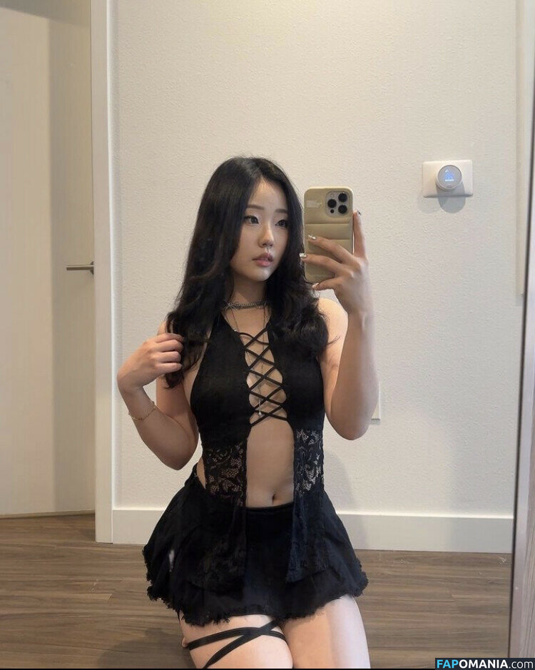 AGirlAndAGame / Jessica / h.yojeong / jessicahkim / jessicanigri ヌード OnlyFans  流出写真 #214