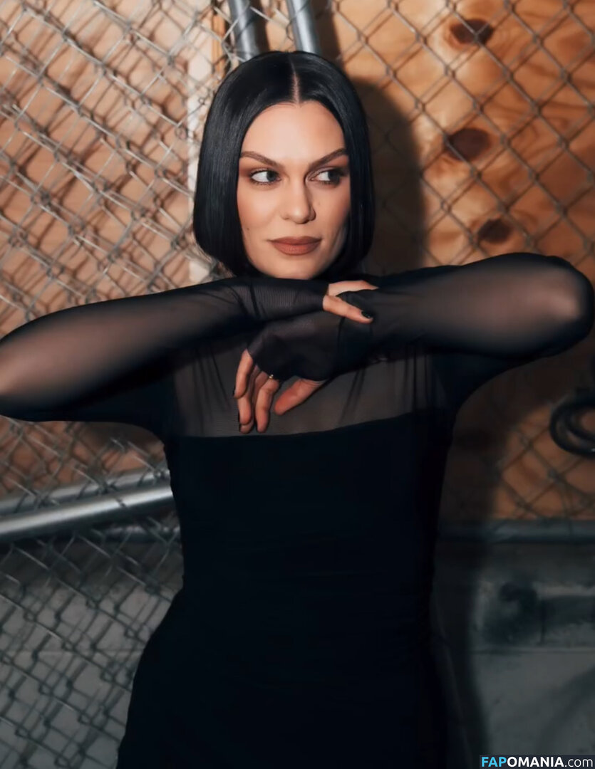 Jessie J / https: / jessie-j / jessiej ヌード OnlyFans  流出写真 #182