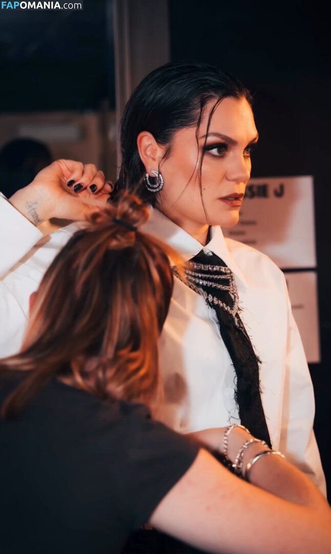 Jessie J / https: / jessie-j / jessiej ヌード OnlyFans  流出写真 #187