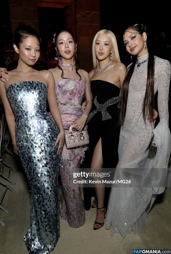 BLACKPINK / Jisoo / qenshizu / sooyaaa__ ヌード OnlyFans  流出写真 #637