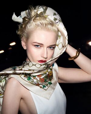 Julia Garner