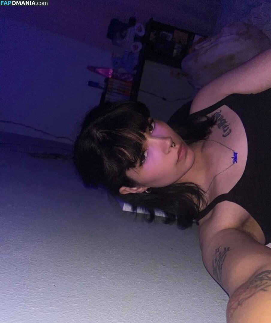 Julia Graham / https: / teasingmoon / teasingmoon... / temptedevil / temptedevil... ヌード OnlyFans  流出写真 #10