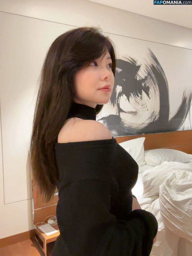 Júlia Nakamura / Mayumi / jumayumin1 ヌード OnlyFans  流出写真 #1