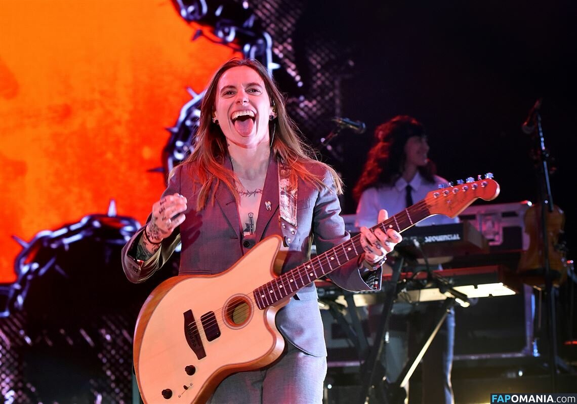 Julien Baker / julienrbaker ヌード OnlyFans  流出写真 #14