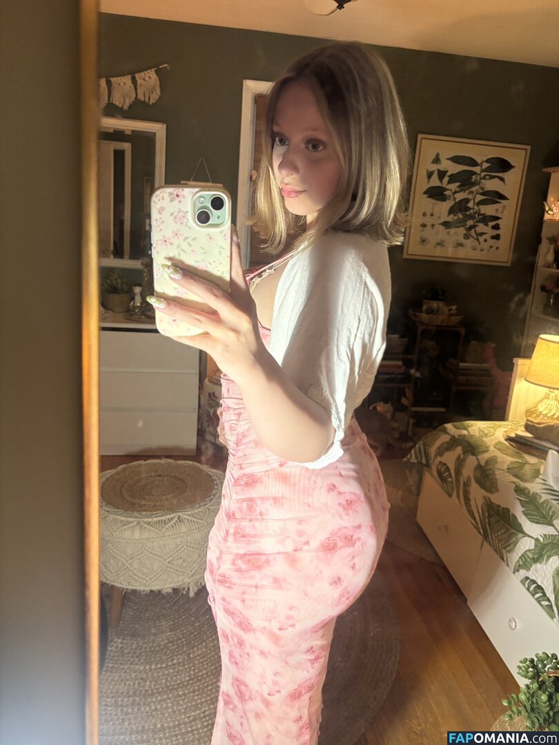 https: / juls.meow ヌード OnlyFans  流出写真 #1