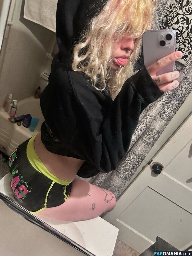 Junkrotica / fetidfetish / u415353059 / vomitjuggler ヌード OnlyFans  流出写真 #1