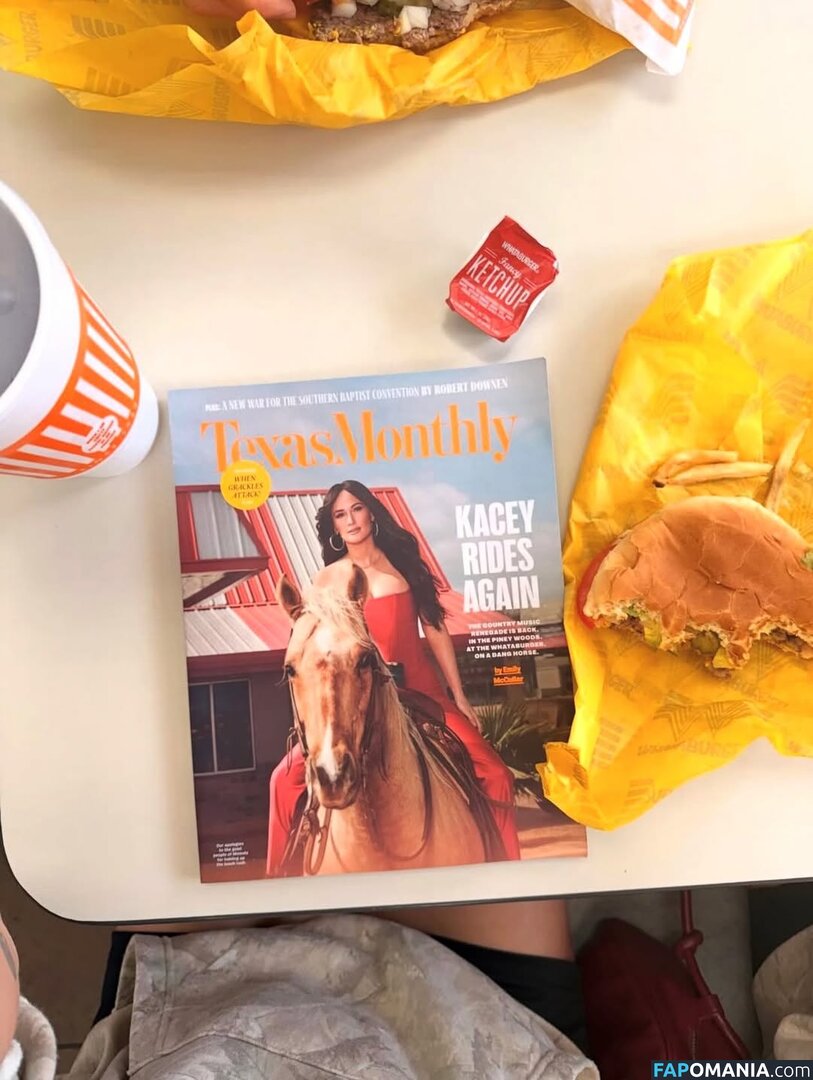 Kacey Musgraves / heavenlyyhazel / spaceykacey ヌード OnlyFans  流出写真 #17