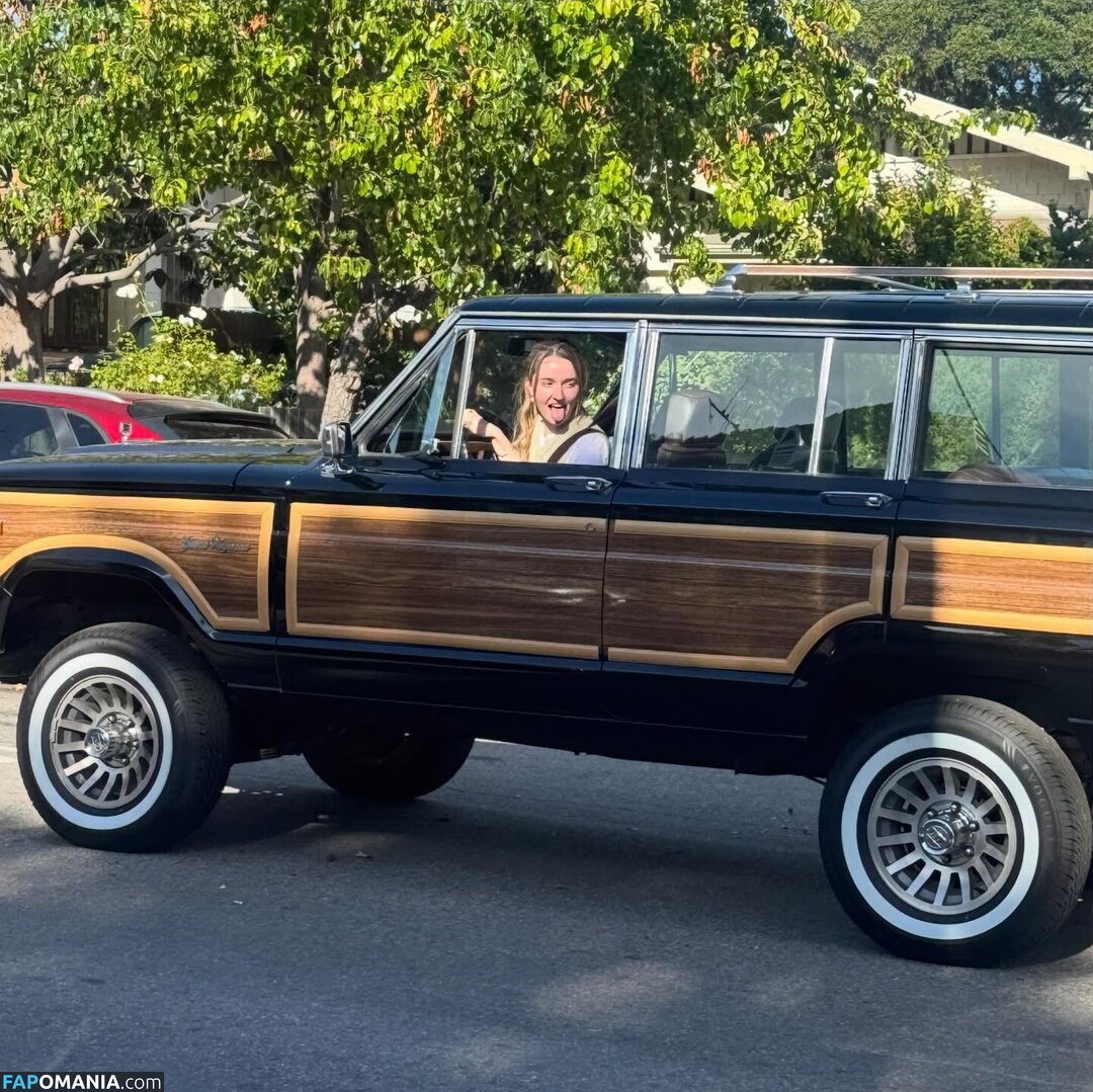 Kaitlyn Dever / KaitlynDever ヌード OnlyFans  流出写真 #210