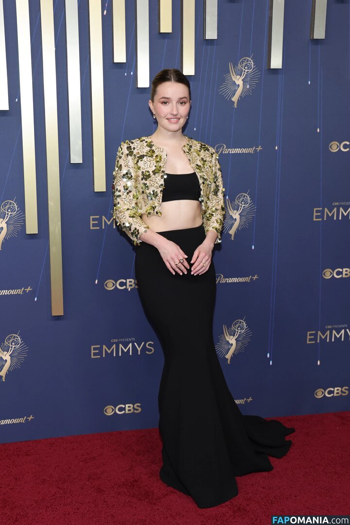 Kaitlyn Dever / kaitlyndever ヌード OnlyFans  流出写真 #6