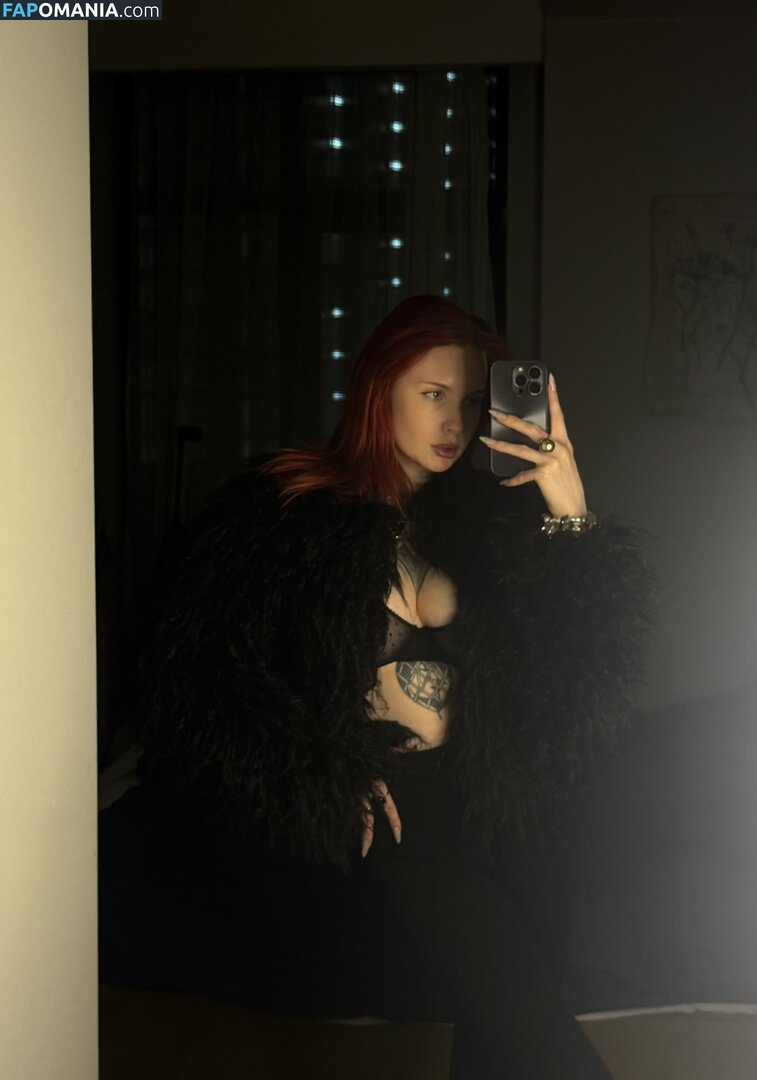 Karina Kherman / NebelaiaK / kher.man ヌード OnlyFans  流出写真 #4