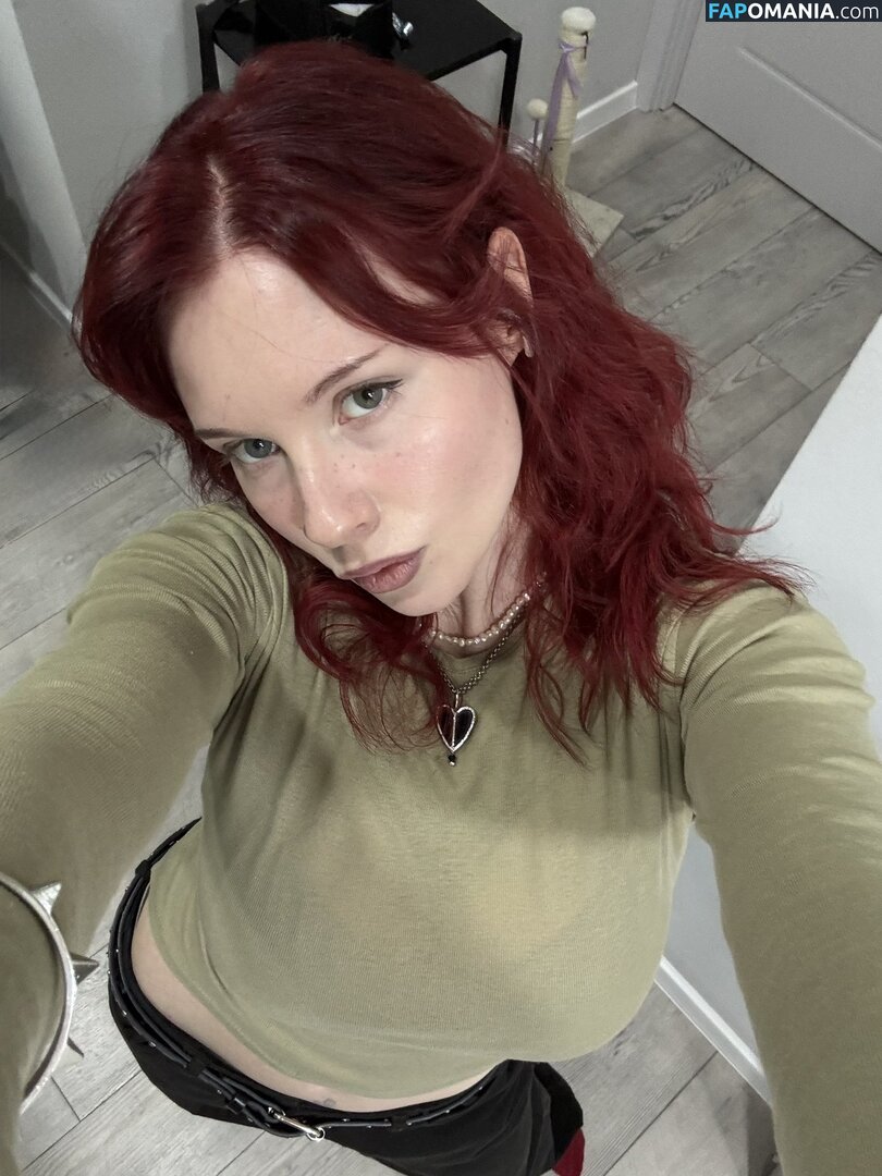 Karina Kherman / NebelaiaK / kher.man ヌード OnlyFans  流出写真 #5