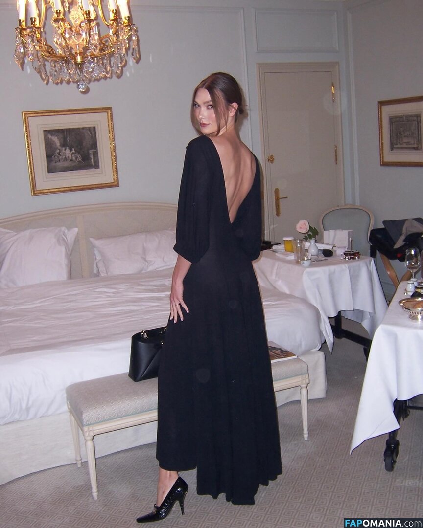 Karlie Kloss / KarlieKdaily / karliekloss ヌード OnlyFans  流出写真 #1