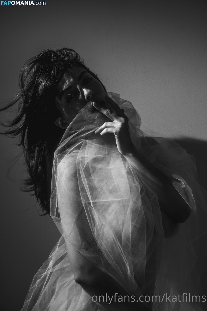 Kat Cabaret / Kat Dreams / Kat Streams / LeCabaret / Salacious Kitty / katfilms / katstreams / krmisfitcabaret ヌード OnlyFans  流出写真 #90