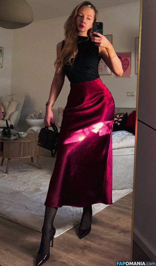 Katha Aomodels / aopremium / kathaaa_ecker ヌード OnlyFans  流出写真 #2