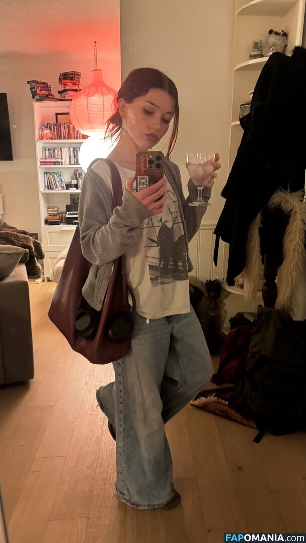 Katie Douglas / katiedouglas98 ヌード OnlyFans  流出写真 #1