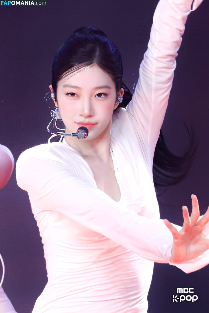 Kazuha Nakamura 中村 一葉 / LESSERAFIM / zuhazana ヌード OnlyFans  流出写真 #36
