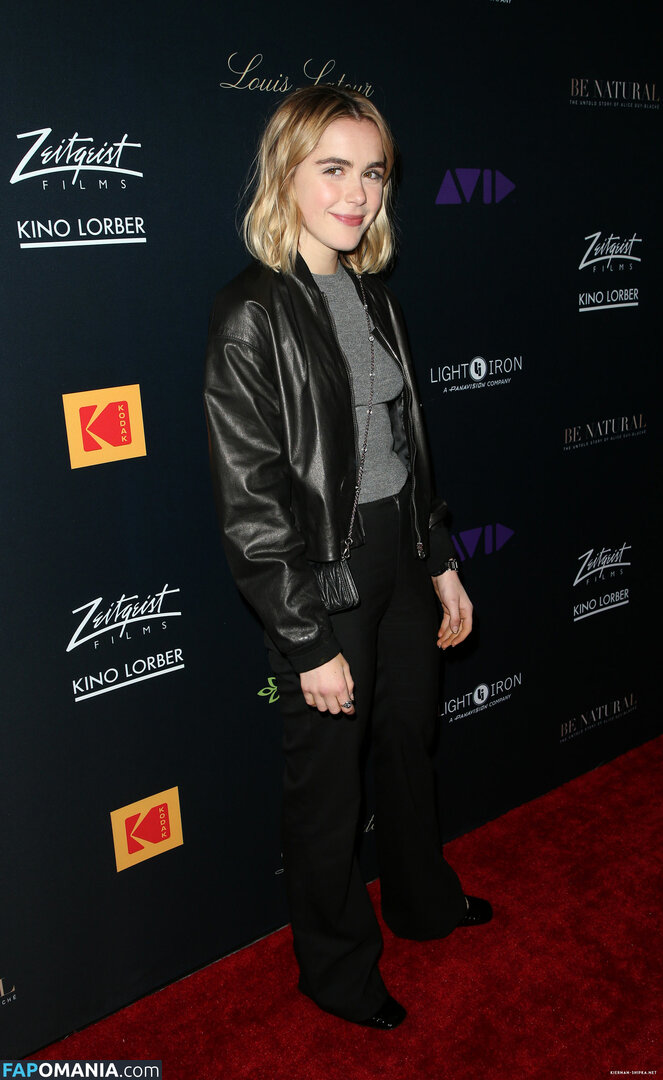 AdventuresSabrina / Kiernan Shipka / kiernanshipka ヌード OnlyFans  流出写真 #534